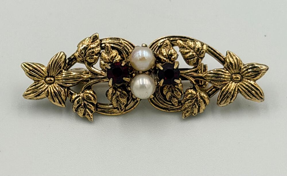 Vintage Floral Gold Tone Purple Rhinestones and Faux Pearls Bar Brooch Pin
